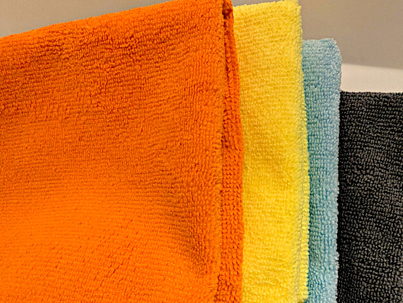 Microfiber Towels for efficient frame cleaning. Microfiber Towels for efficient frame cleaning.